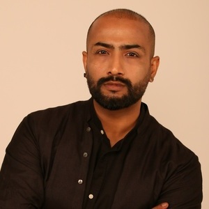 Abhishek Naliwal-top.jpg